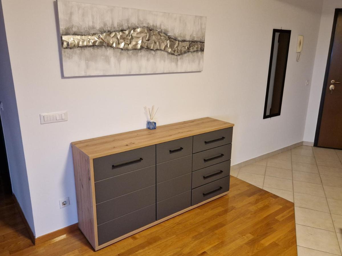 Apartment With Panoramic View Zadar Bagian luar foto